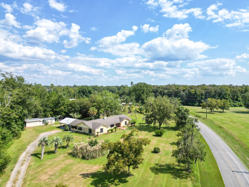 673 West River Road Wewahitchka, FL 32465 - Photo 7 of 48