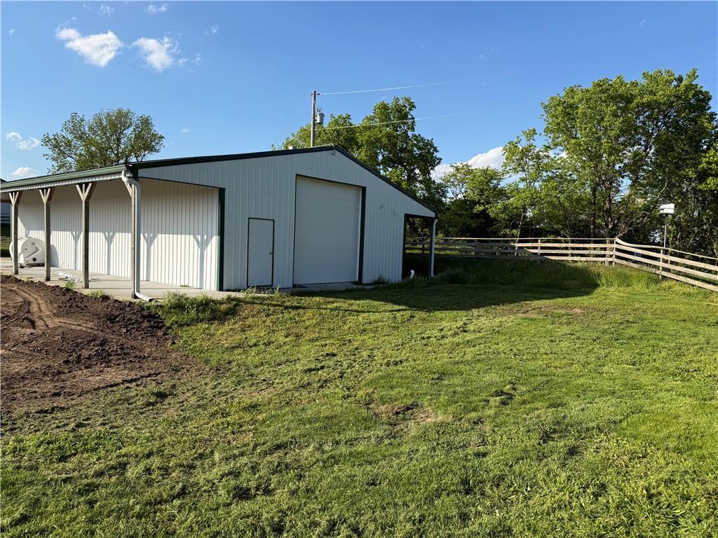 10585 Southeast 32nd Rd Street St. Joseph, MO 64507 - Photo 6 of 16