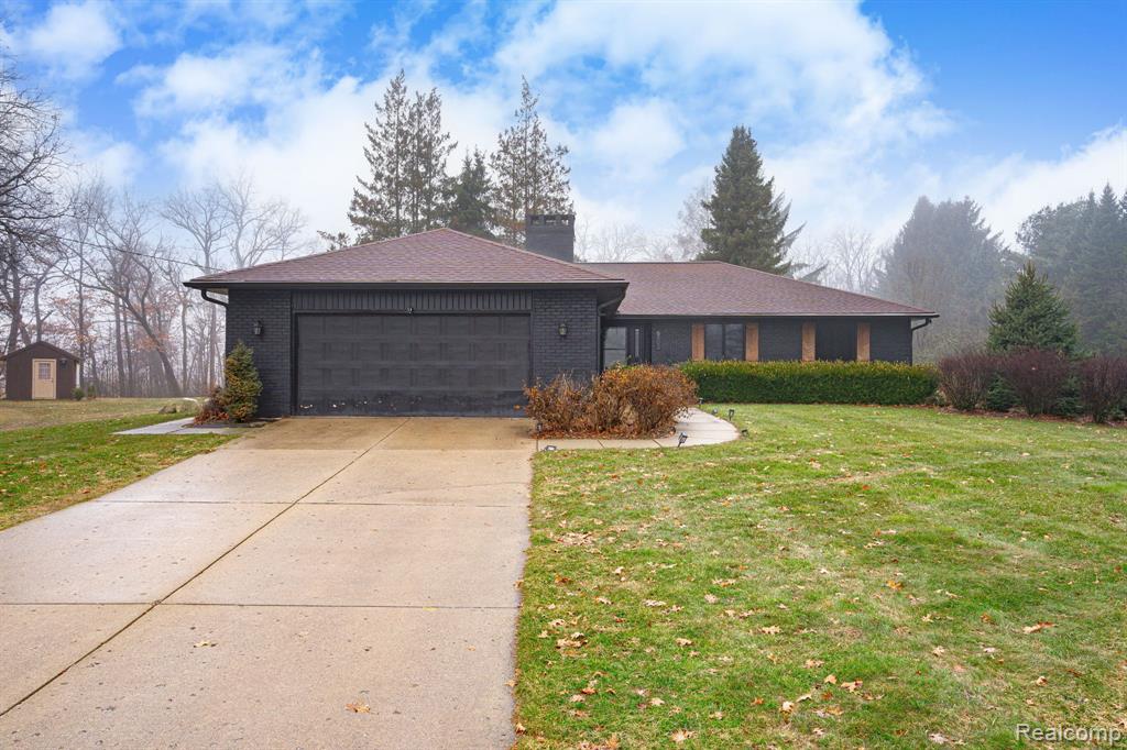 6803 Napoleon Road Jackson, MI 49201 - Photo 2 of 59