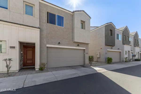$329,999 | 2257 West Echo Lane, Phoenix, AZ 85021