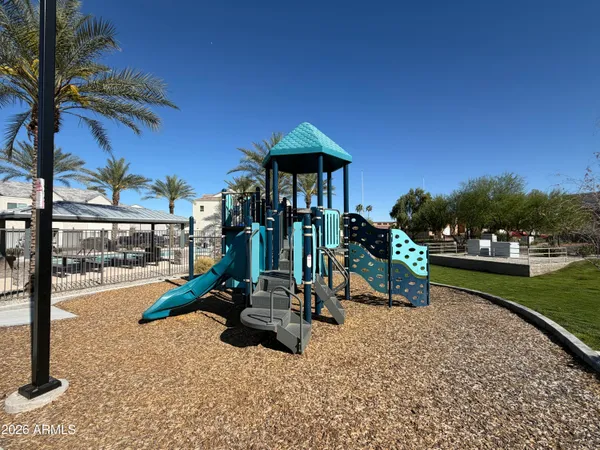 $329,999 | 2257 West Echo Lane, Phoenix, AZ 85021