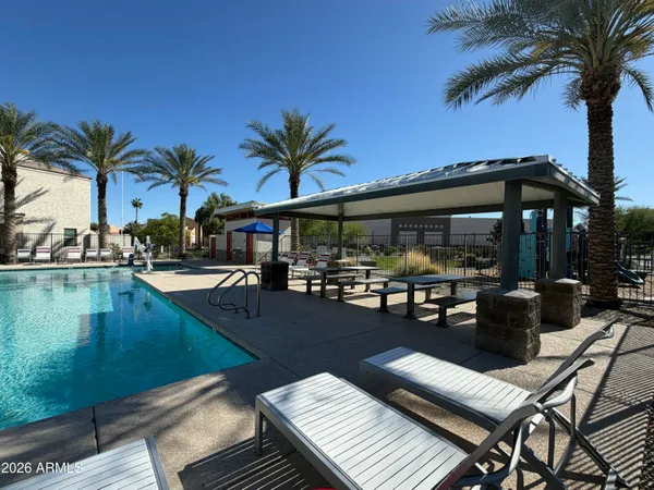 $329,999 | 2257 West Echo Lane, Phoenix, AZ 85021