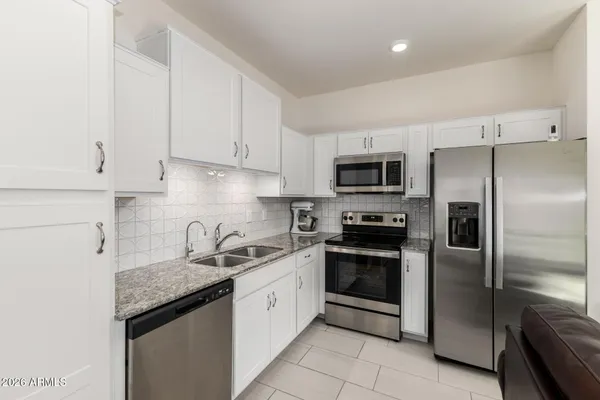 $329,999 | 2257 West Echo Lane, Phoenix, AZ 85021