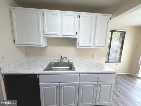 $1,900 | 18131 Chalet Drive, Unit 24103, Germantown, MD 20874