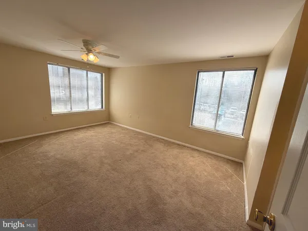 $1,900 | 18131 Chalet Drive, Unit 24103, Germantown, MD 20874