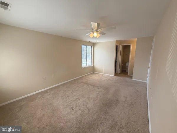 $1,900 | 18131 Chalet Drive, Unit 24103, Germantown, MD 20874