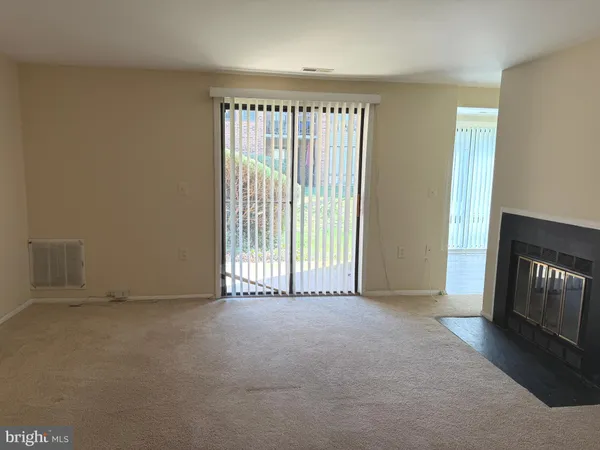 $1,900 | 18131 Chalet Drive, Unit 24103, Germantown, MD 20874