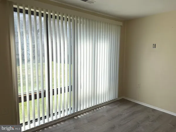 $1,900 | 18131 Chalet Drive, Unit 24103, Germantown, MD 20874