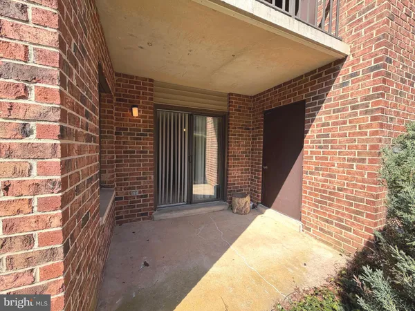 $1,900 | 18131 Chalet Drive, Unit 24103, Germantown, MD 20874