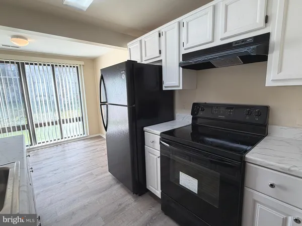 $1,900 | 18131 Chalet Drive, Unit 24103, Germantown, MD 20874