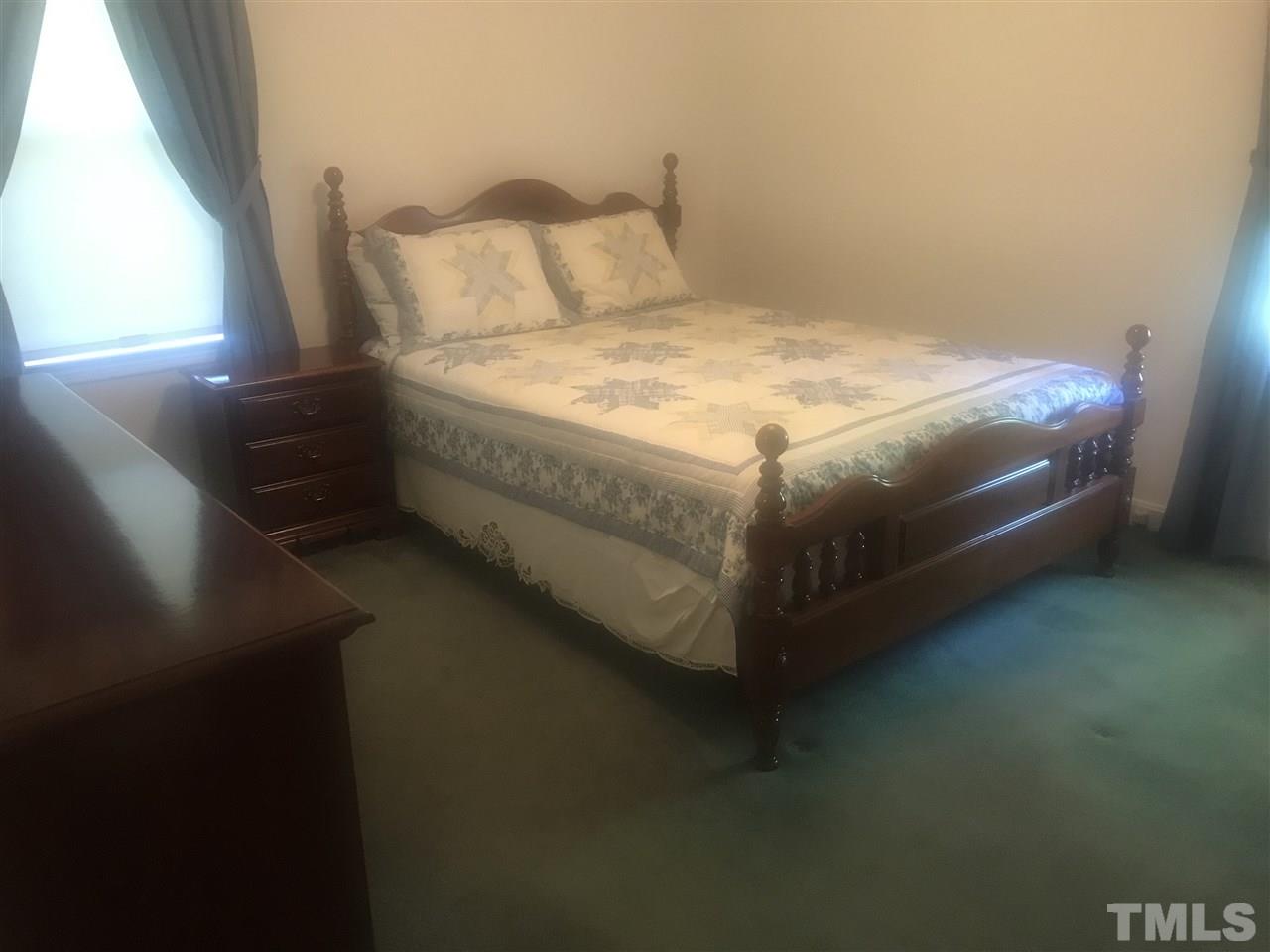 1114 Friendly Road Dunn, NC 28334 - Photo 6 of 13 Gallery Image 6