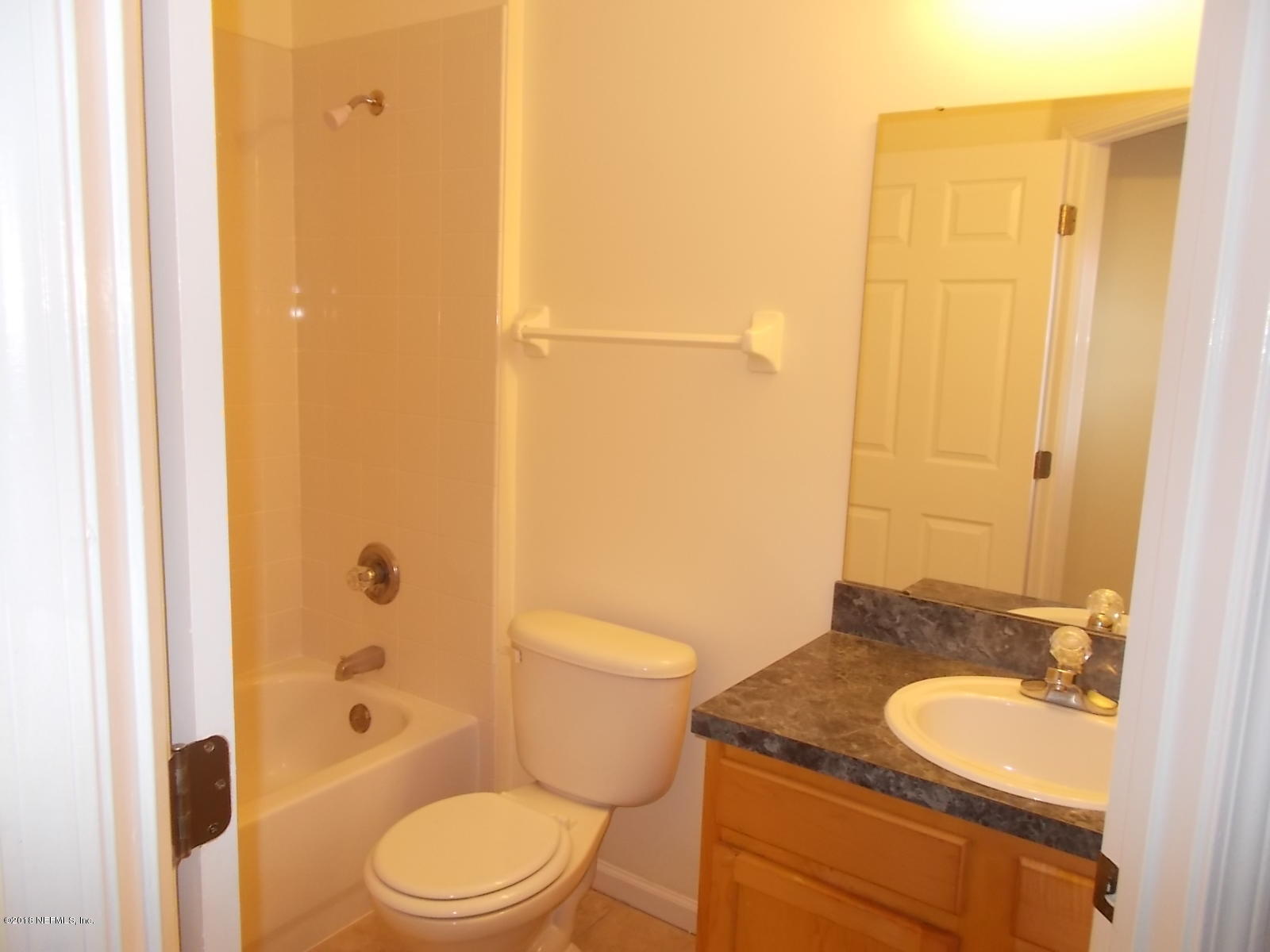 8440 Metto Road Jacksonville, FL 32244 - Photo 21 of 30 Guest Bath
