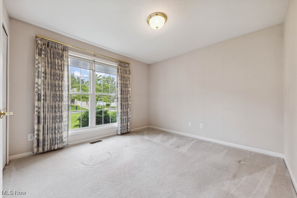 1250 Spring Ridge Circle Alliance, OH 44601 - Photo 22 of 35 Gallery Image 22