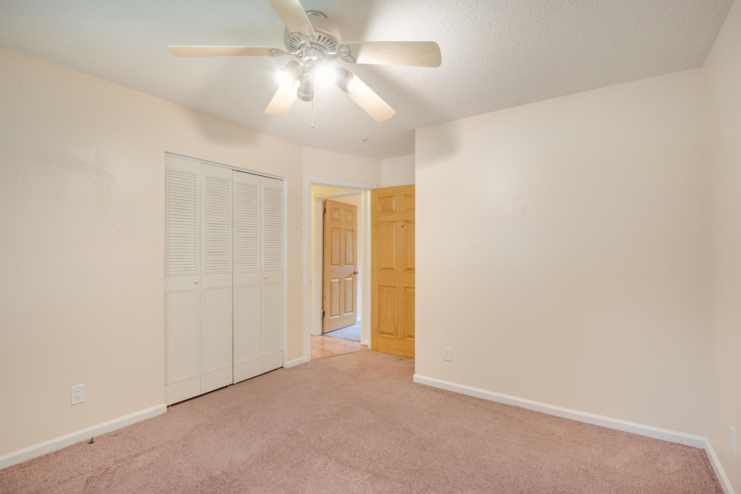 432 Stone Ridge Drive Hixson, TN 37343 - Photo 17 of 26 432_Stoneridge_Dr_021