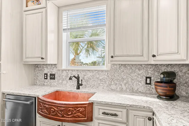 $1,399,000 | 6724 Yacht Club Drive, Panama City, FL 32404