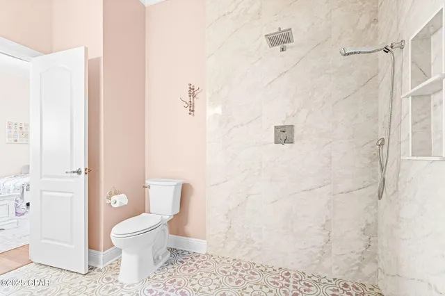 $1,399,000 | 6724 Yacht Club Drive, Panama City, FL 32404