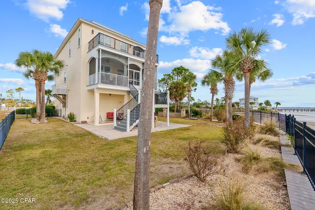 $1,399,000 | 6724 Yacht Club Drive, Panama City, FL 32404