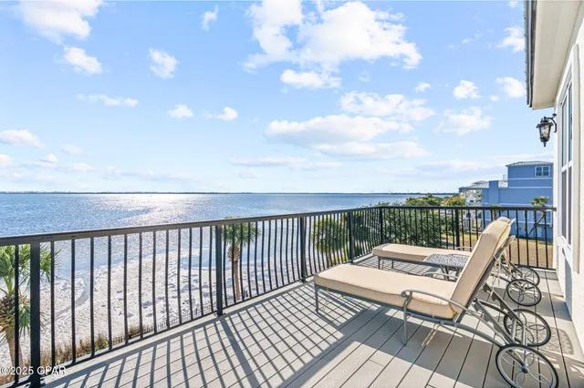 $1,399,000 | 6724 Yacht Club Drive, Panama City, FL 32404