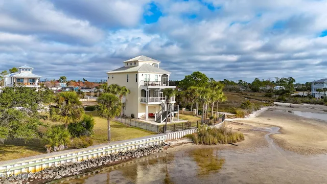 $1,399,000 | 6724 Yacht Club Drive, Panama City, FL 32404