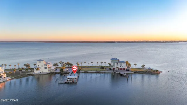 $1,399,000 | 6724 Yacht Club Drive, Panama City, FL 32404