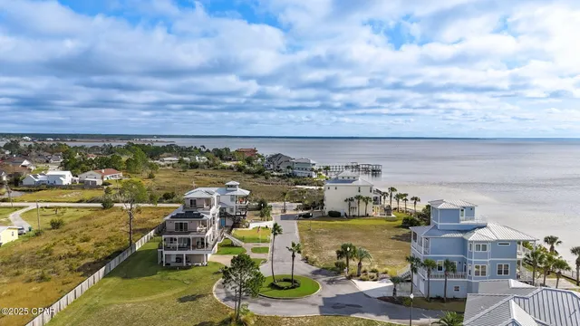 $1,399,000 | 6724 Yacht Club Drive, Panama City, FL 32404