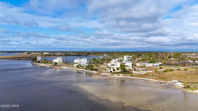 $1,399,000 | 6724 Yacht Club Drive, Panama City, FL 32404