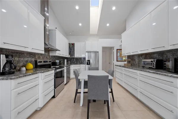 $5,500 | 8962 Southeast Riverfront Terrace, Jupiter, FL 33469