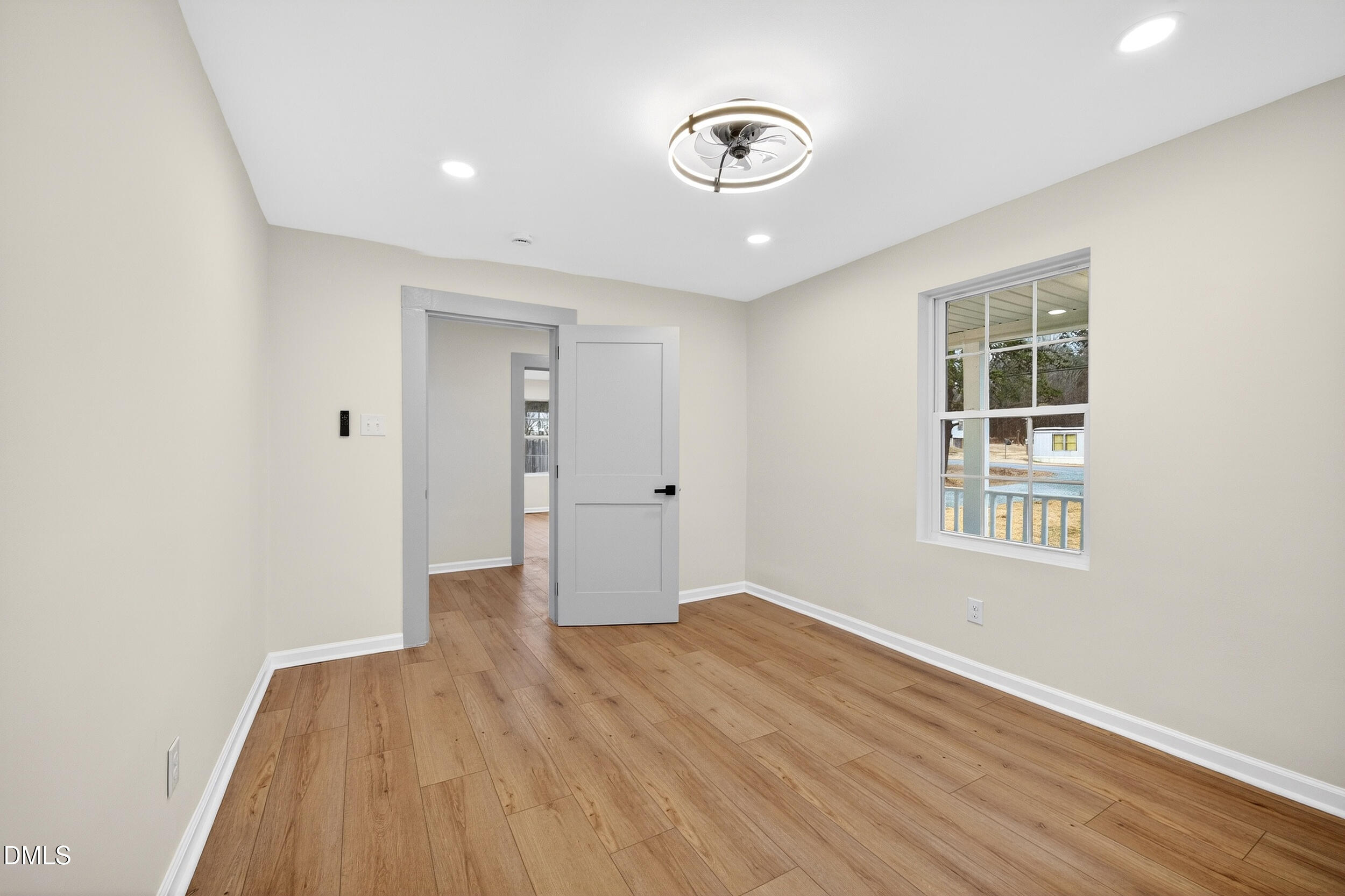 425 Providence Road Roxboro, NC 27573 - Photo 15 of 22 ULTRA ESTATE TOURS 011 (2)