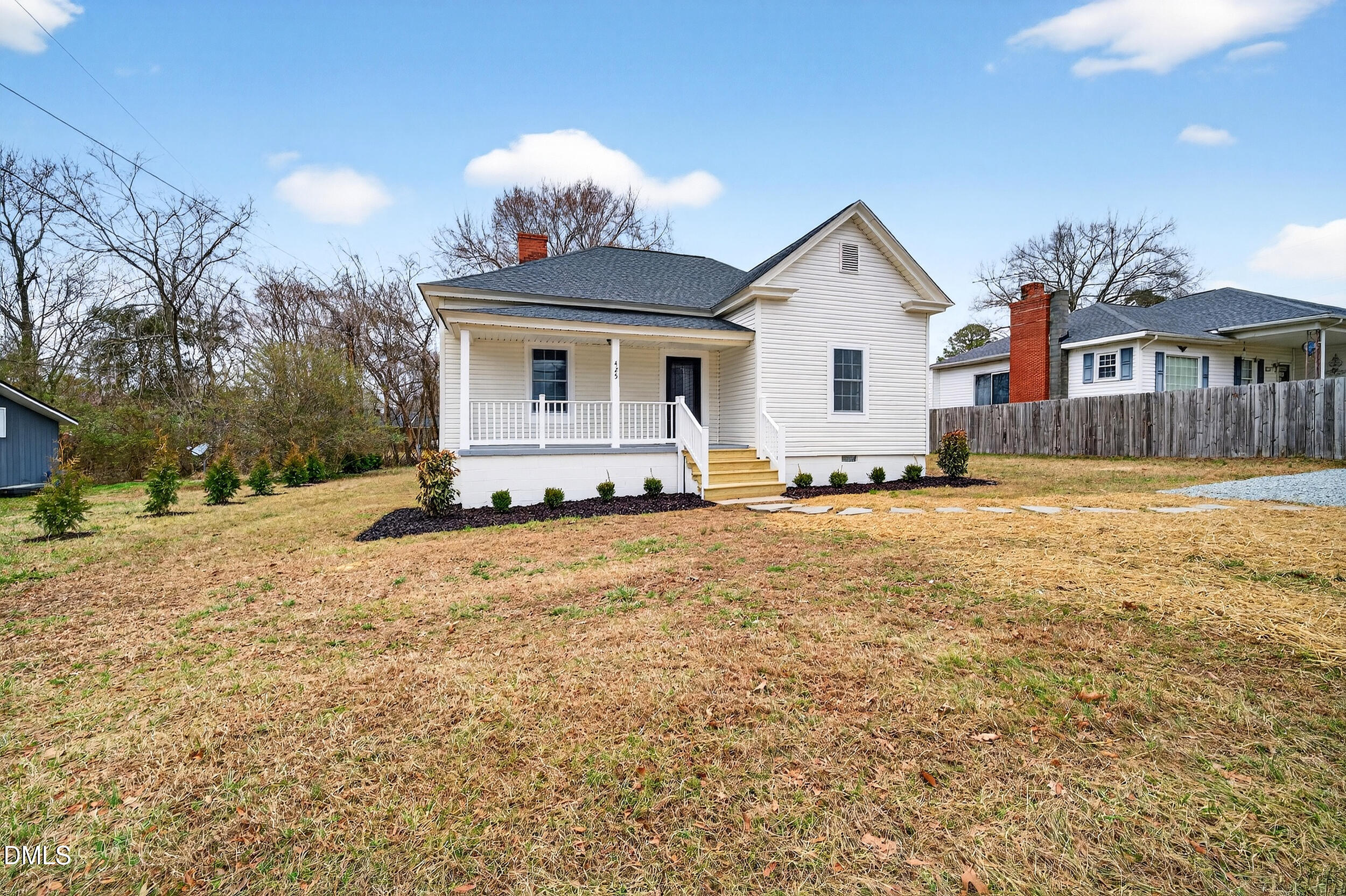 425 Providence Road Roxboro, NC 27573 - Photo 2 of 22 ULTRA ESTATE TOURS 032 (2)