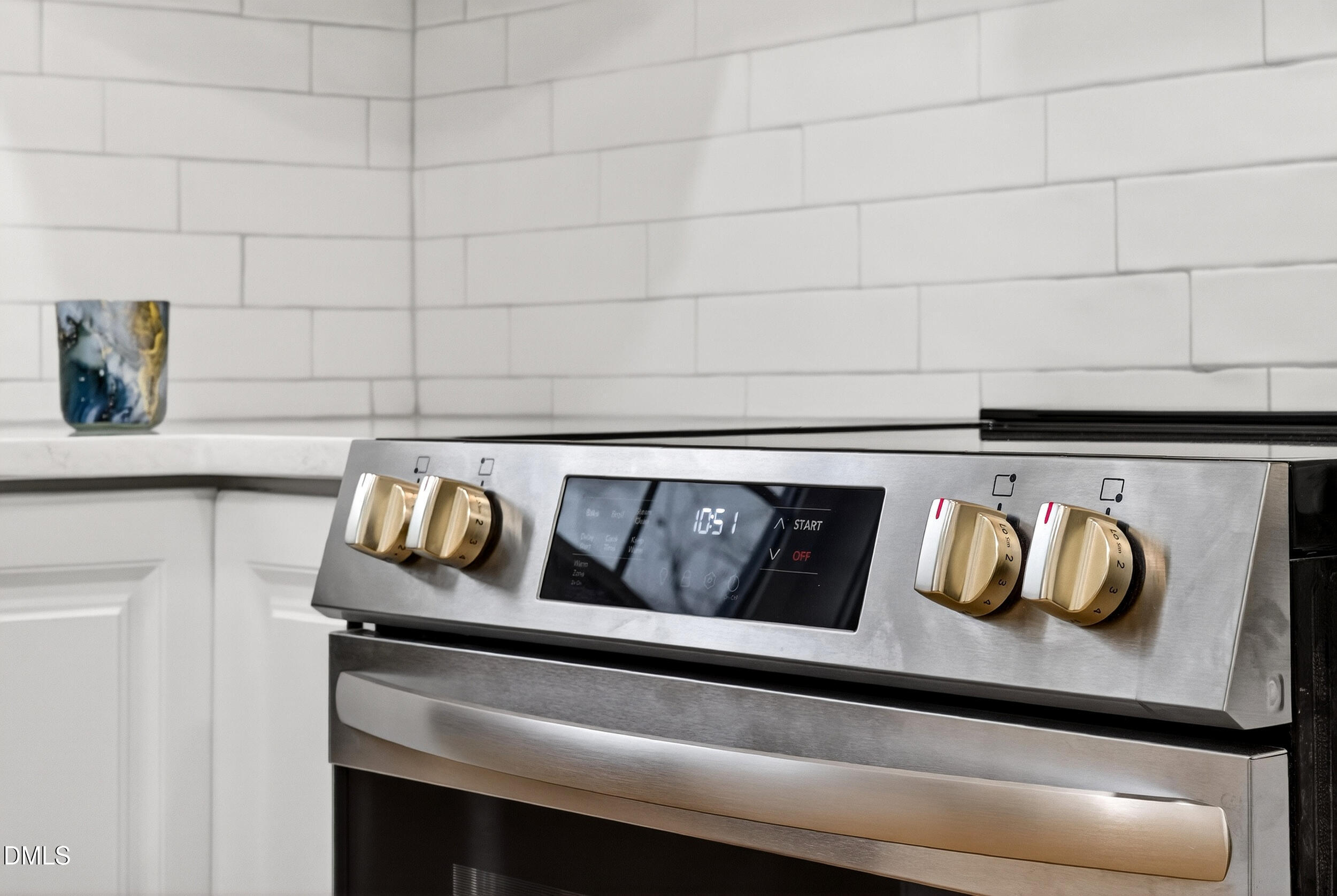 425 Providence Road Roxboro, NC 27573 - Photo 7 of 22 ULTRA ESTATE TOURS 022 (2)