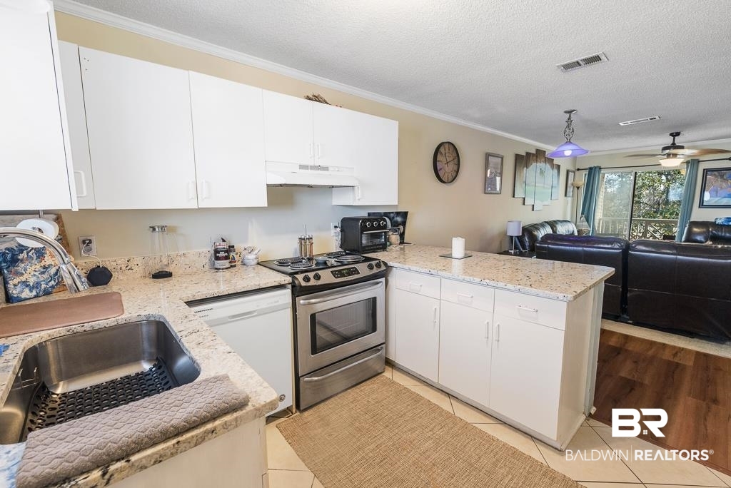 25957 Canal Road, Unit 303 Orange Beach, AL 36561 - Photo 3 of 18