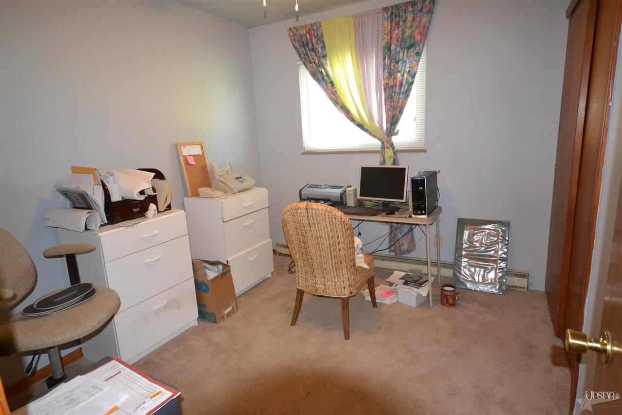 4814 West Wallen Road Fort Wayne, IN 46818 - Photo 9 of 21