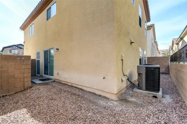 $1,895 | 536 Mayfair Walk Avenue, Las Vegas, NV 89178