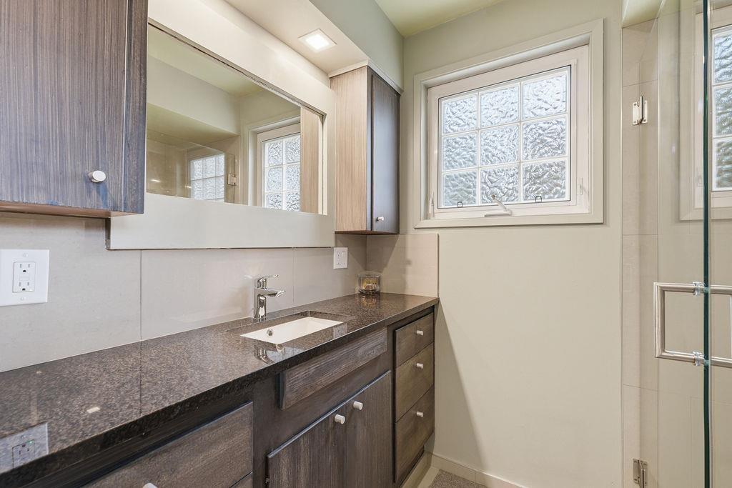 1704 East 35th Avenue Spokane, WA 99203 - Photo 29 of 49