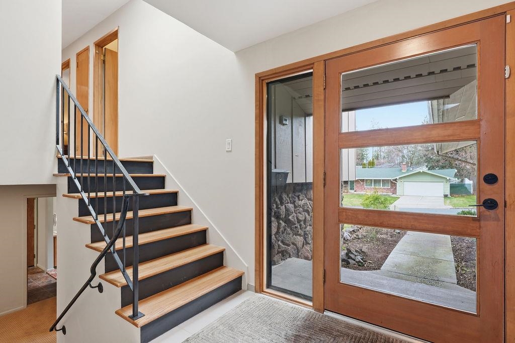 1704 East 35th Avenue Spokane, WA 99203 - Photo 5 of 49