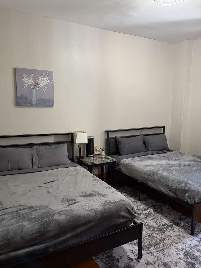 441 East 42nd Street Chicago, IL 60653 - Photo 18 of 41