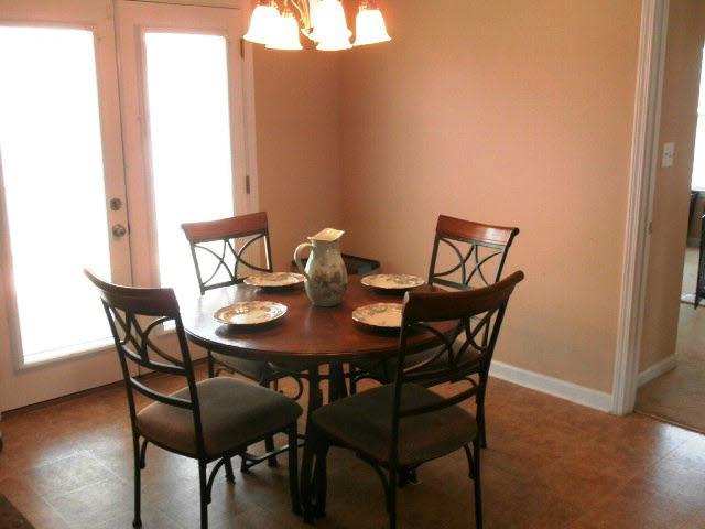 10183 Fionn Loop Daphne, AL 36526 - Photo 4 of 15 Breakfast Area