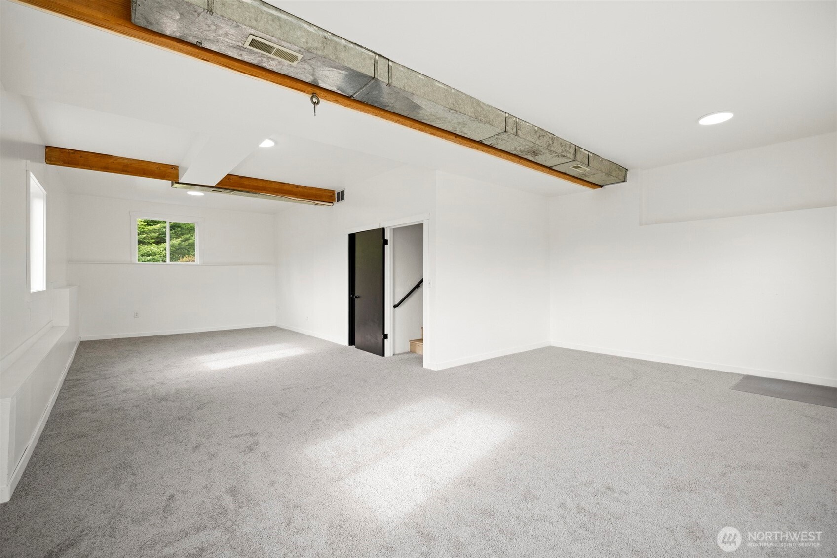 2403 East Hemmi Road Bellingham, WA 98226 - Photo 24 of 40 a view of an empty room