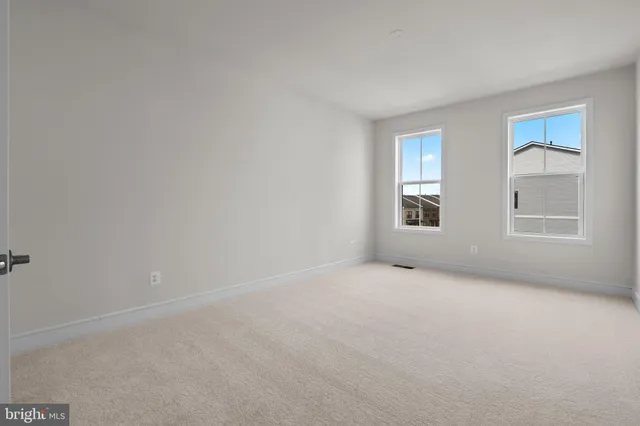 $619,065 | 43298 Farringdon Square, Broadlands, VA 20148