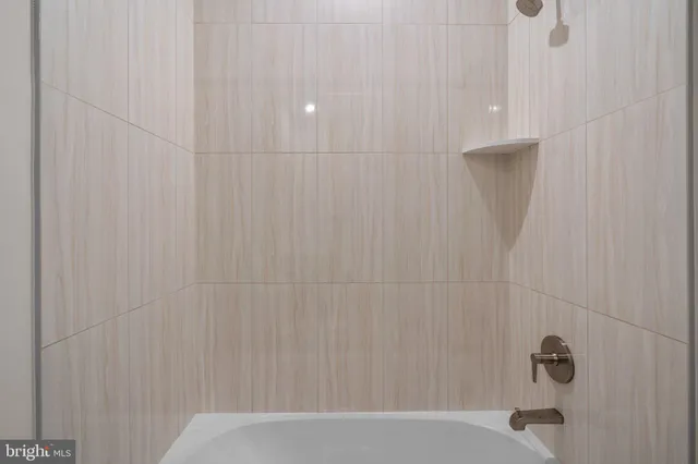 $619,065 | 43298 Farringdon Square, Broadlands, VA 20148