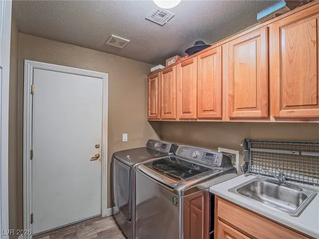 $565,000 | 87 Rattlesnake Grass Court, Henderson, NV 89002