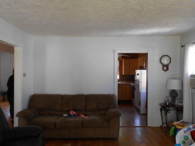 821 Lindberg Road Anderson, IN 46012 - Photo 5 of 10