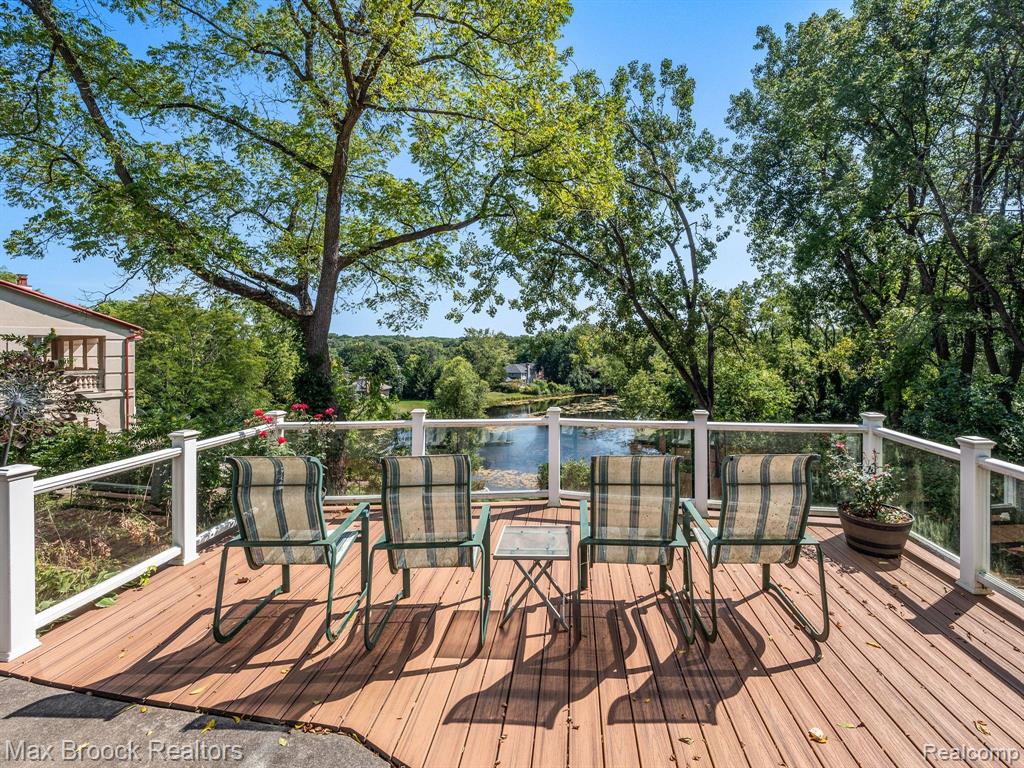 4282 Stoneleigh Road Bloomfield Hills, MI 48302 - Photo 43 of 50