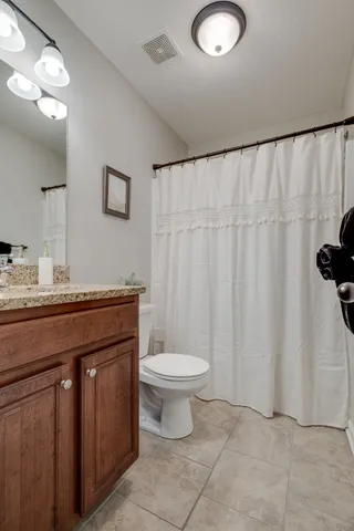 $1,799 | 1037 Capital Funds Court, Nashville, TN 37217