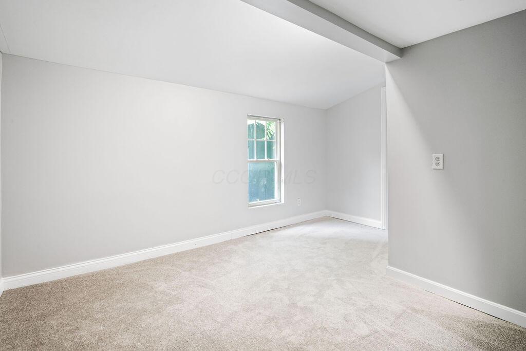 755 Stelzer Road, Unit 1230 Columbus, OH 43219 - Photo 16 of 24 DSC_6521