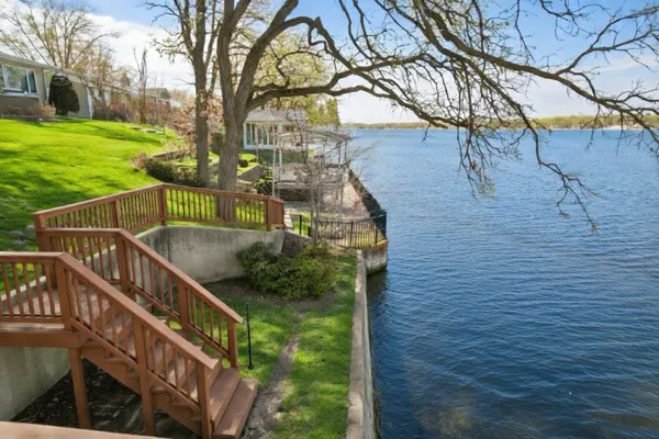$545,700 | 3312 West Lake Shore Drive, Wonder Lake, IL 60097