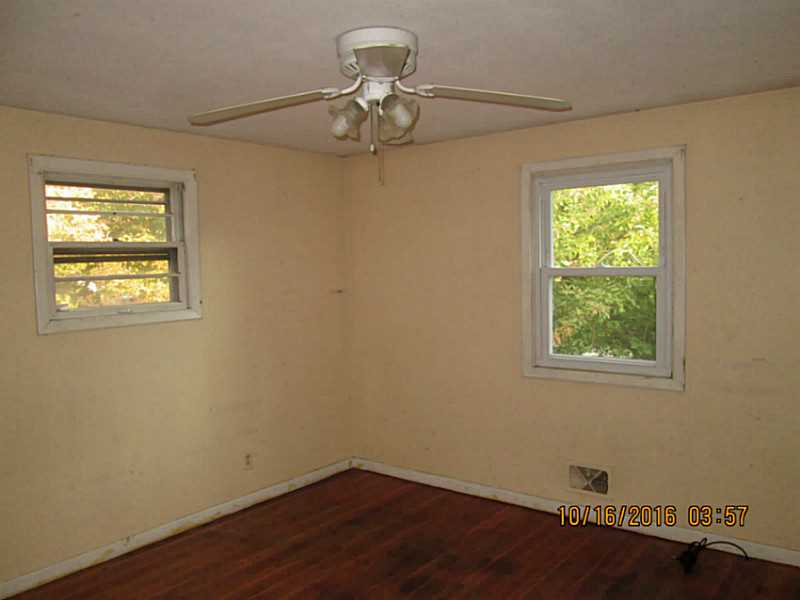 73 Rodney Road Warwick, RI 02889 - Photo 9 of 14 Bedroom.