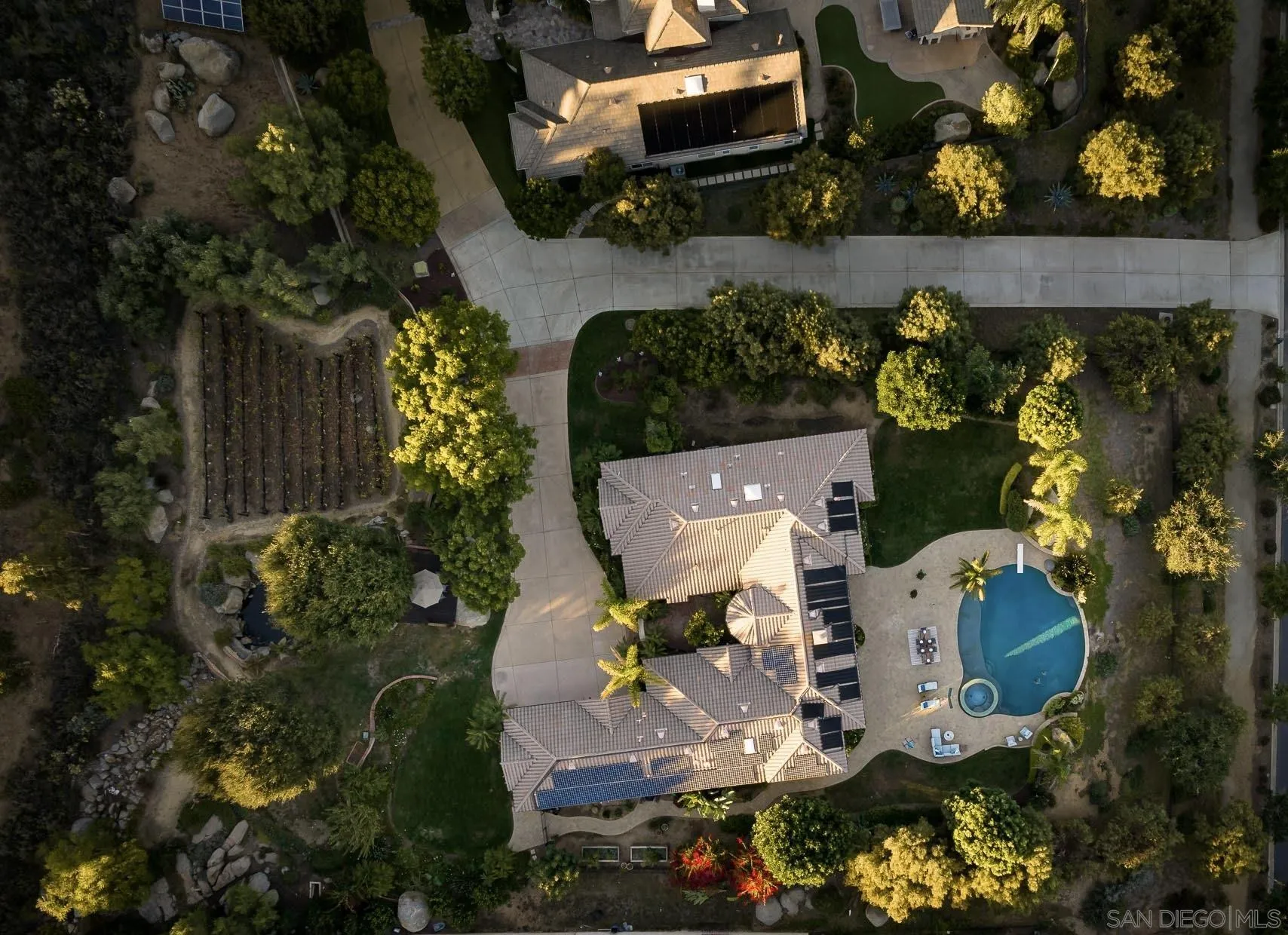 14014 Lake Poway Road Poway, CA 92064 - Photo 54 of 55 an aerial view of residential houses with outdoor space