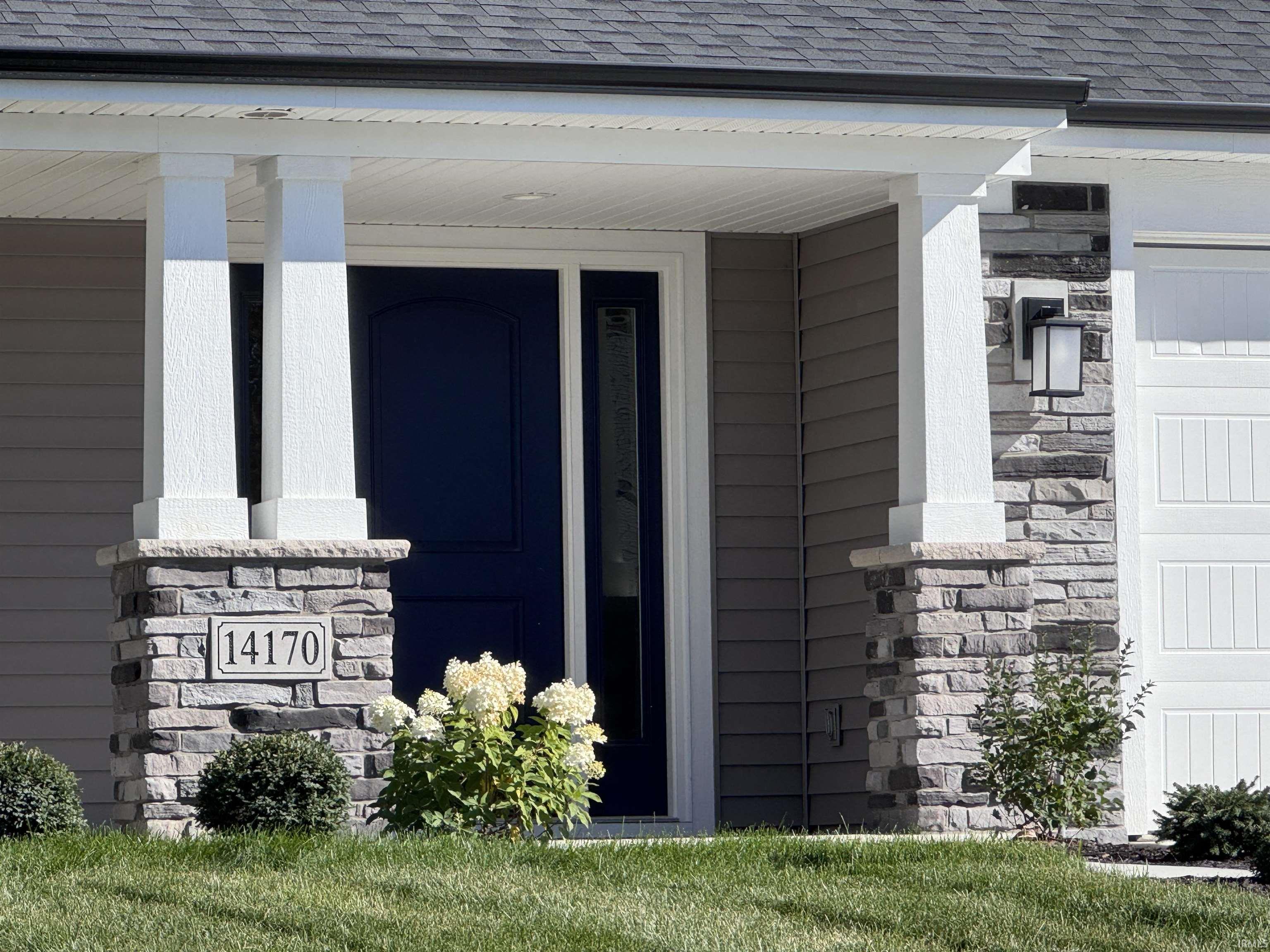 14170 Escondida Cove Fort Wayne, IN 46845 - Photo 2 of 23