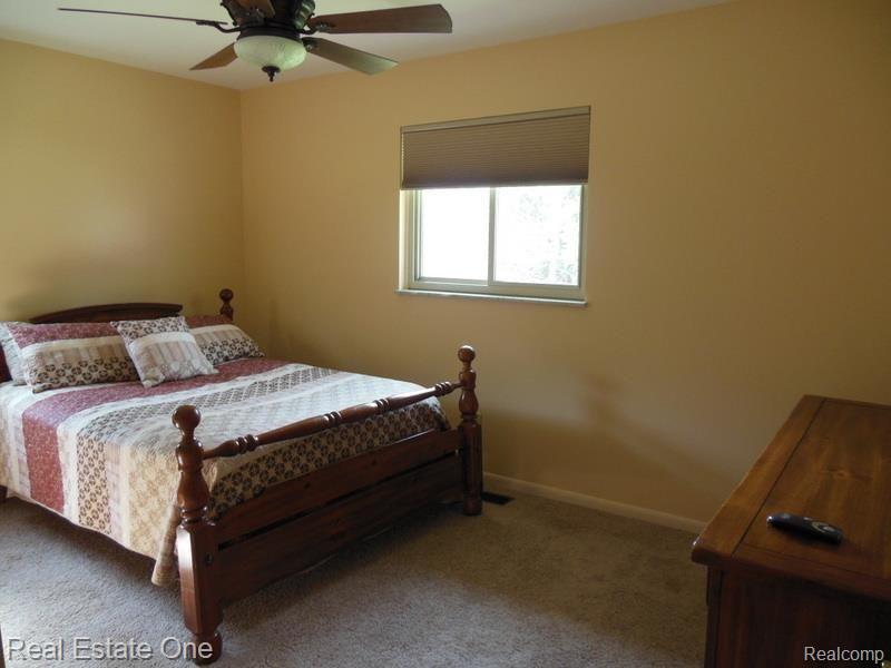3009 East Schafer Road Howell, MI 48843 - Photo 38 of 57 DSCN0829.jpg